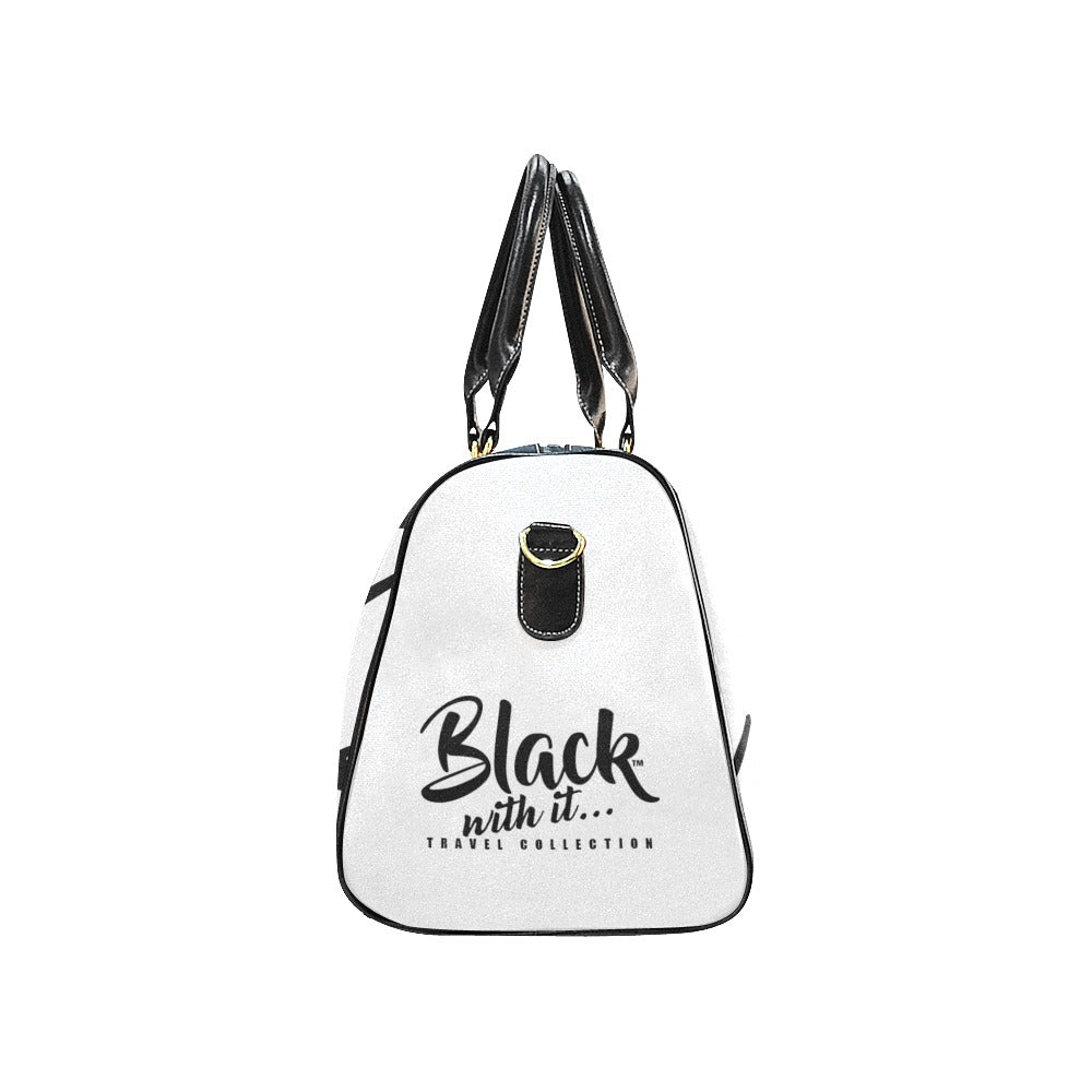 BWI: Luxury Travel Bag: White w/ Black Font Large Travel Bag New Waterproof Travel Bag/Large (Model 1639)